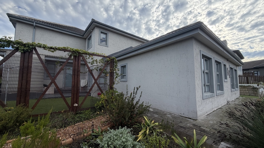 3 Bedroom Property for Sale in Blue Mountain Village Western Cape